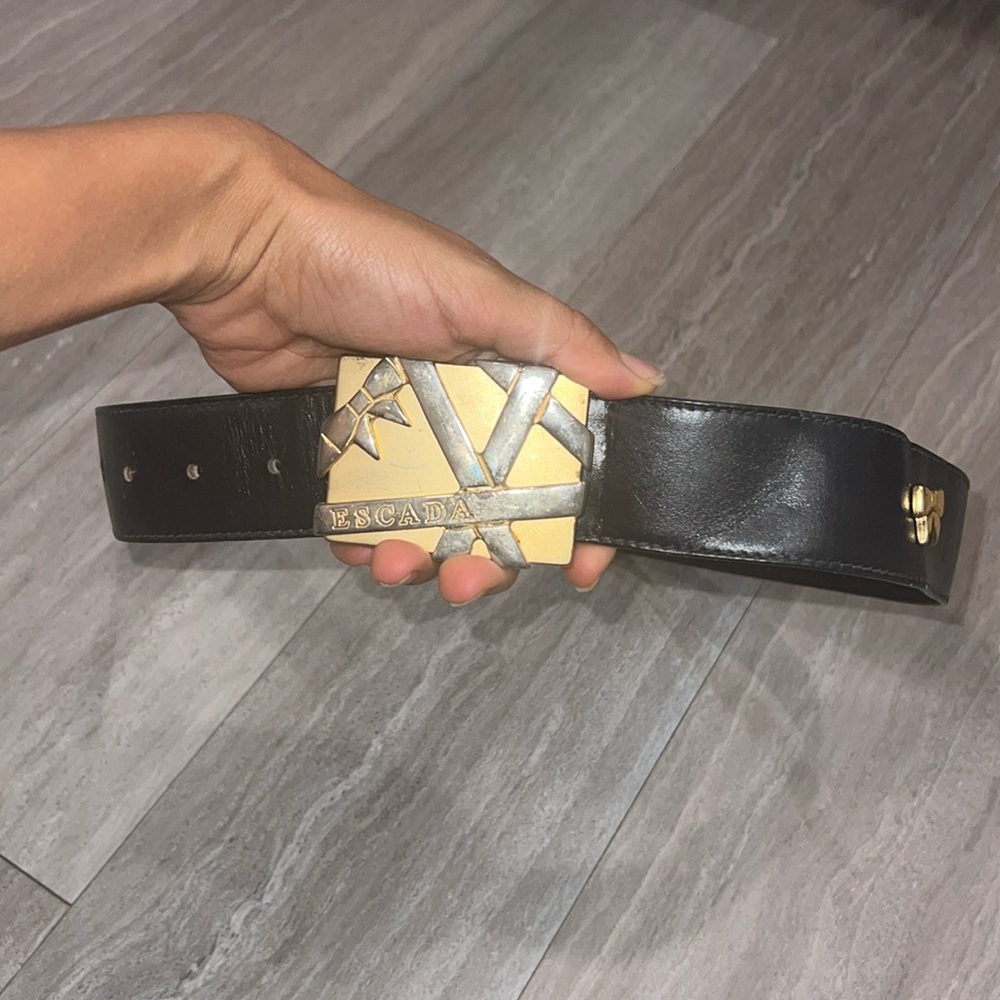 Vintage Eacada leather belt
